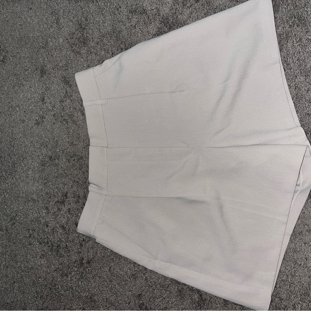 Abercrombie & Fitch Women's Cream Shorts